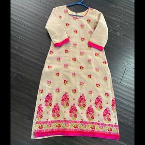 Women’s salwar set